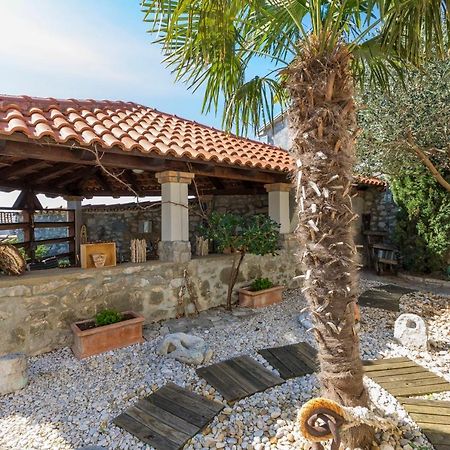 Apartments Adriatic Crikvenica Buitenkant foto