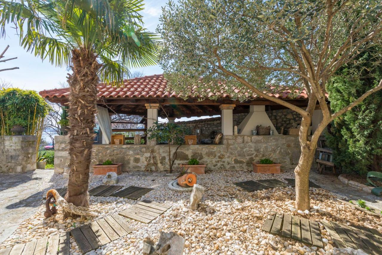 Apartments Adriatic Crikvenica Buitenkant foto